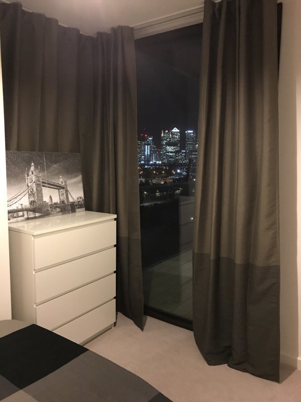 Flat Chandlers Avenue in Greater London