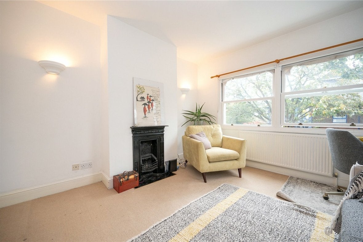 Flat Hatfield Road in St Albans