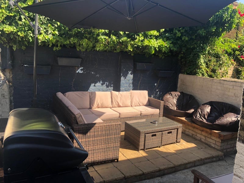 Room Elsley Road in Greater London