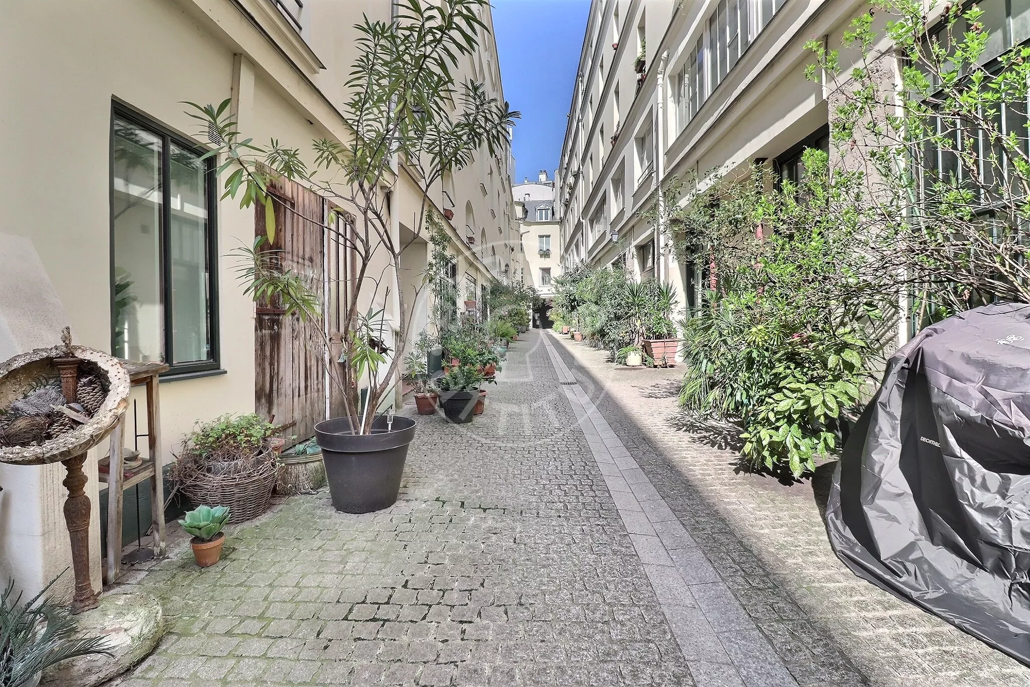 Appartement Cité de la Roquette à Paris