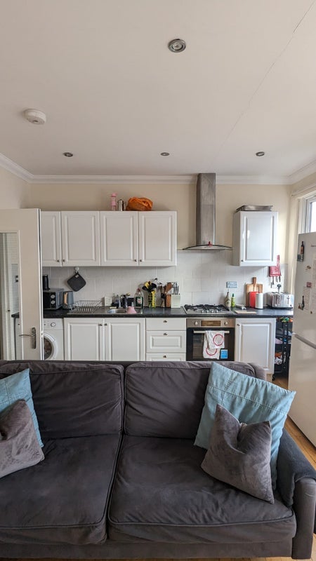 Room Falkland Road in Greater London