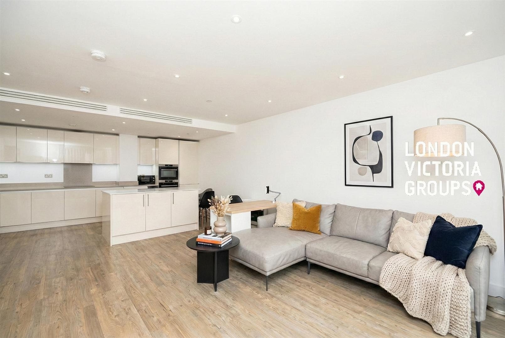 Flat Wandsworth Road in Greater London