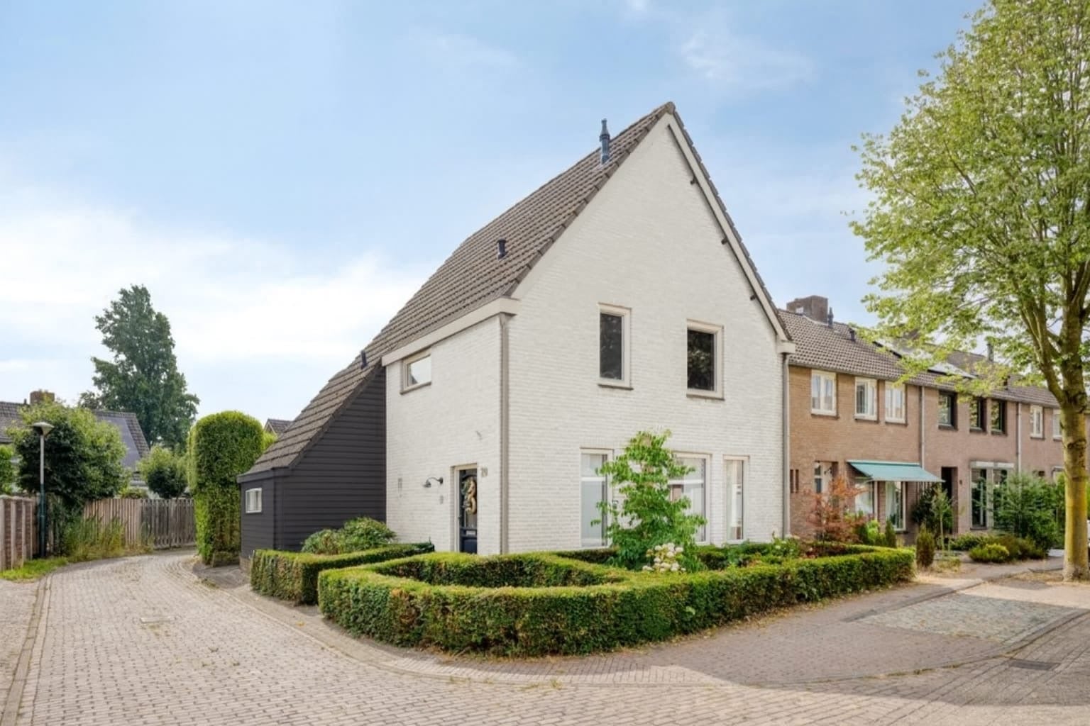 Huis Veenbes 20 in Oost West en Middelbeers