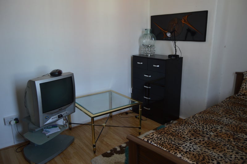 Room Vauxhall Bridge Road in City of Westminster