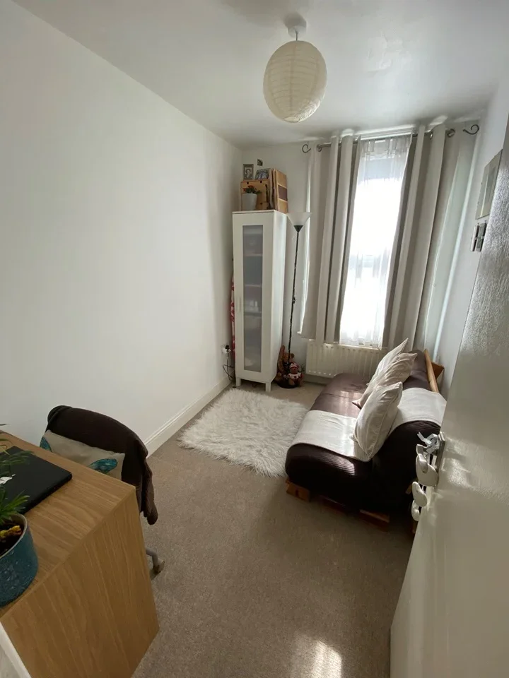 Flat Lower Richmond Road in Greater London