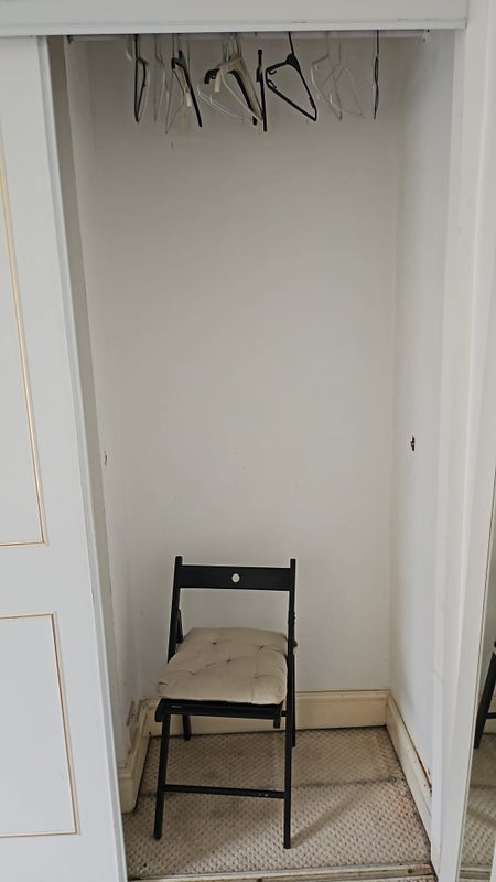 Room Green Street in Cardiff