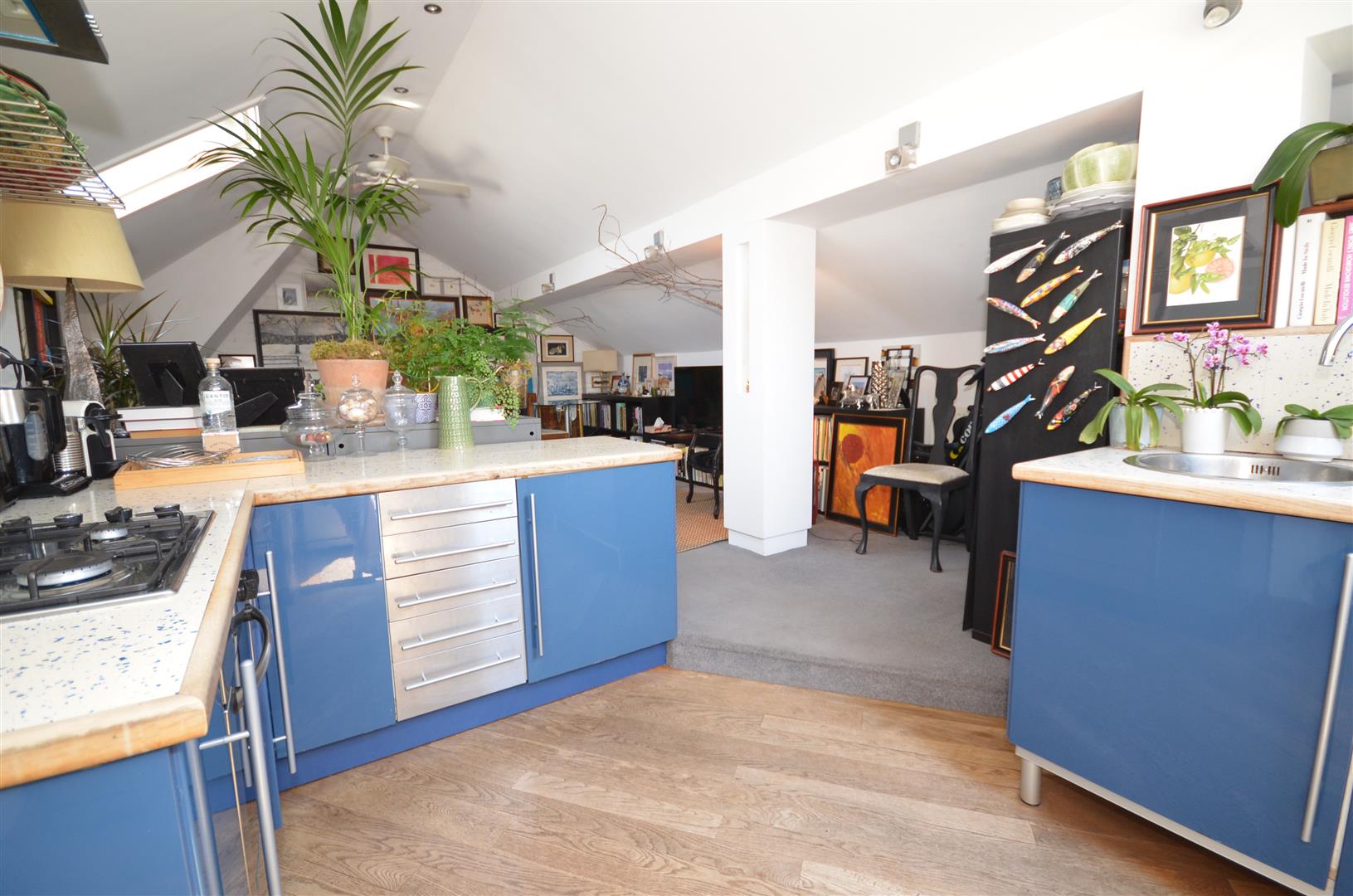 Flat Muswell Hill Broadway in Greater London