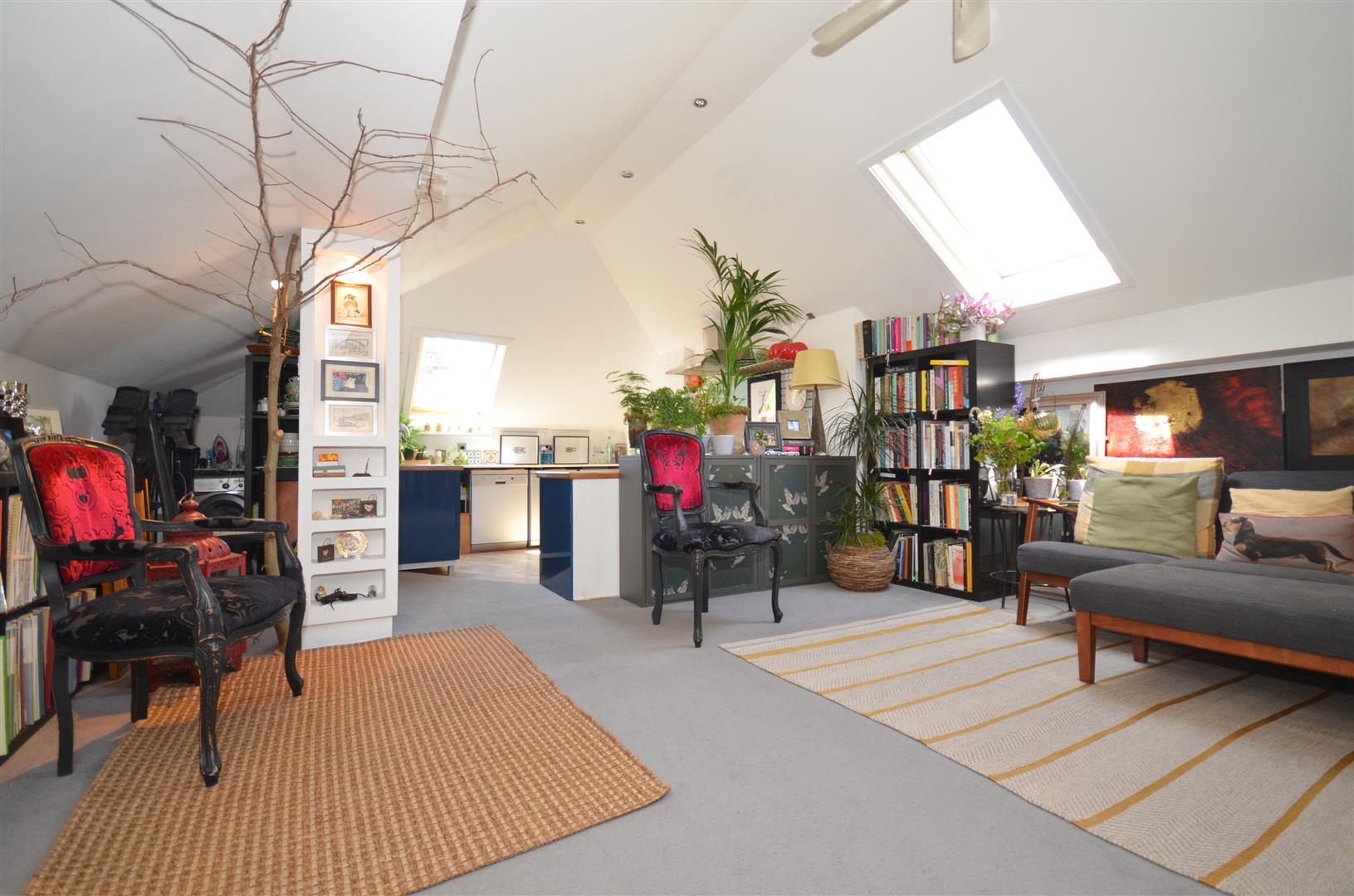Flat Muswell Hill Broadway in Greater London