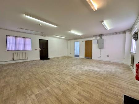 Flat Albert Road in Hinckley and Bosworth