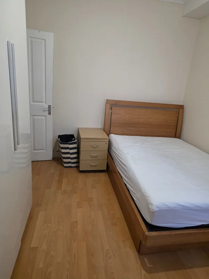 Room Western Road in Greater London