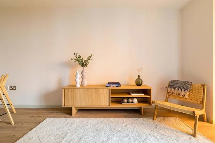 Flat Millharbour in Greater London