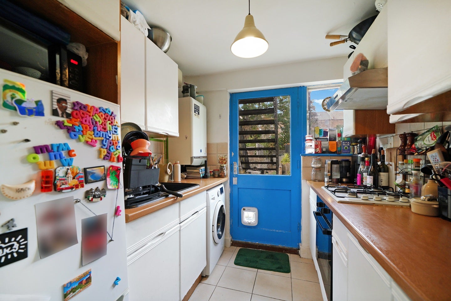 Flat Roden Street in Greater London