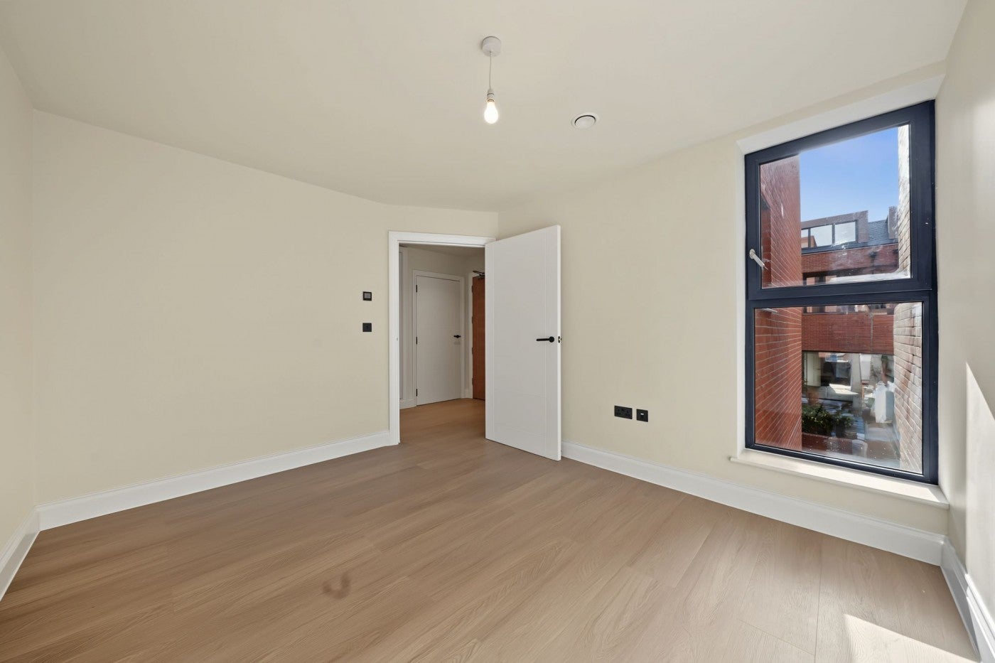 Flat Tottenham Lane in Greater London