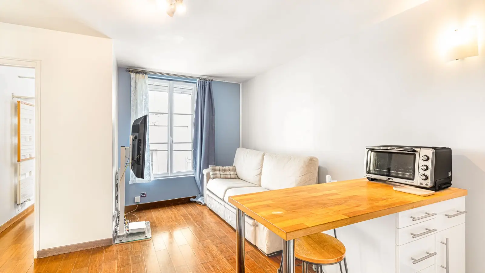 Flat Passage Lemoine in Paris