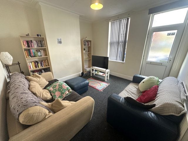 Flat Penley Street in Sheffield