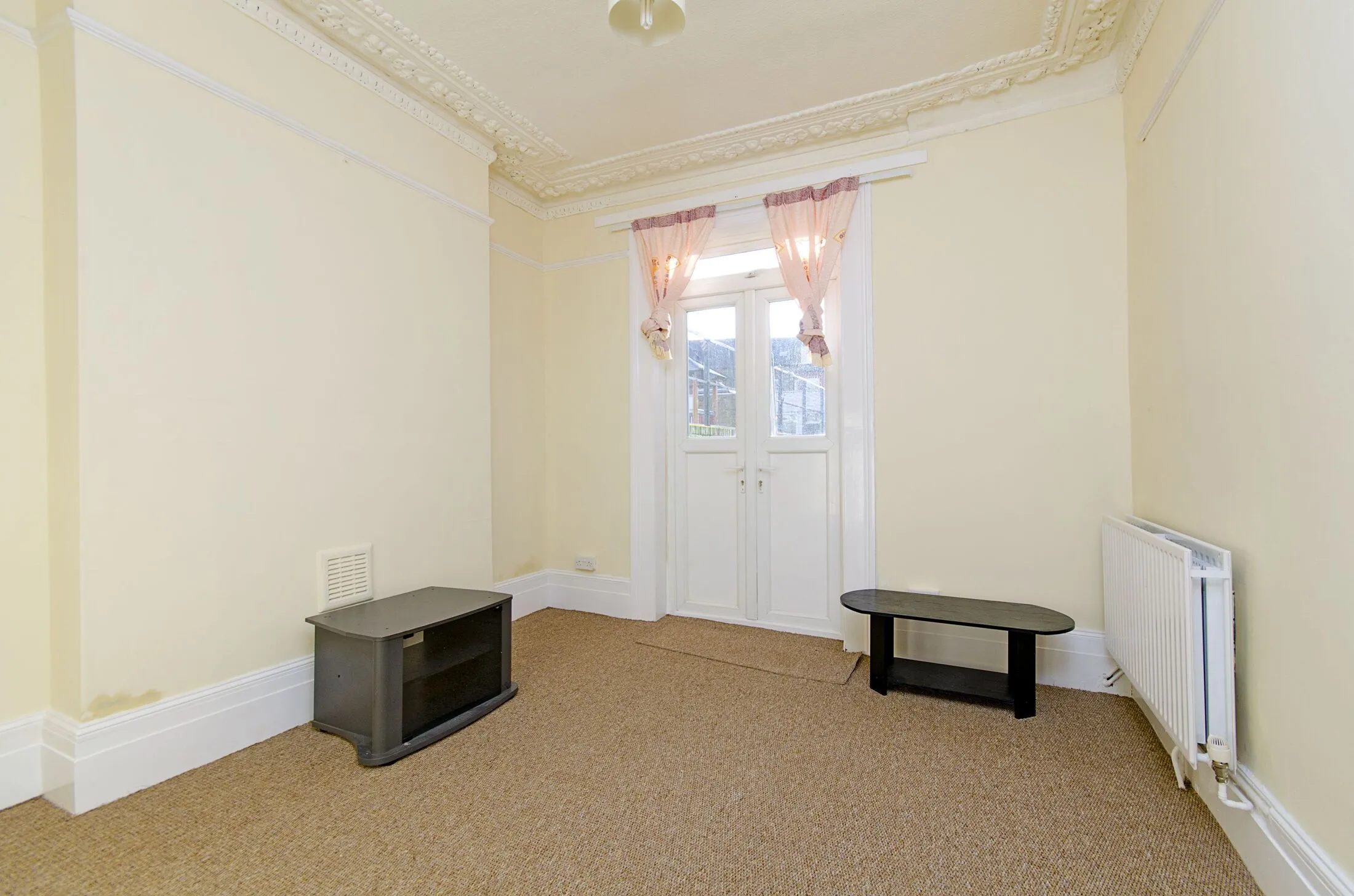 Flat Trent Road in Greater London