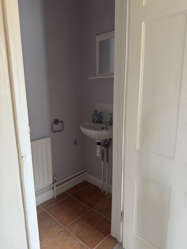 Room Towers Way in Corfe Mullen