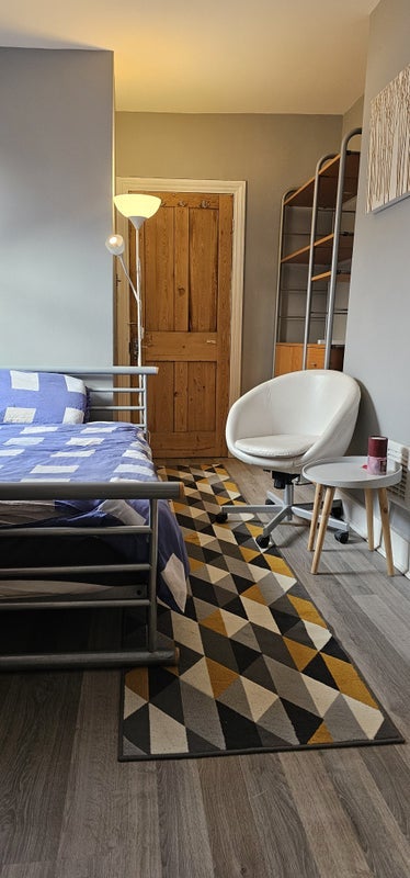 Room Mulberry Place in Greater London
