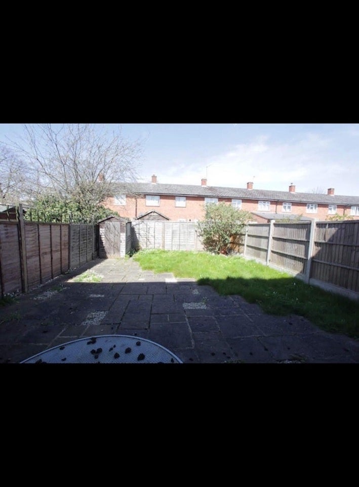 House Glentanner Way in Greater London