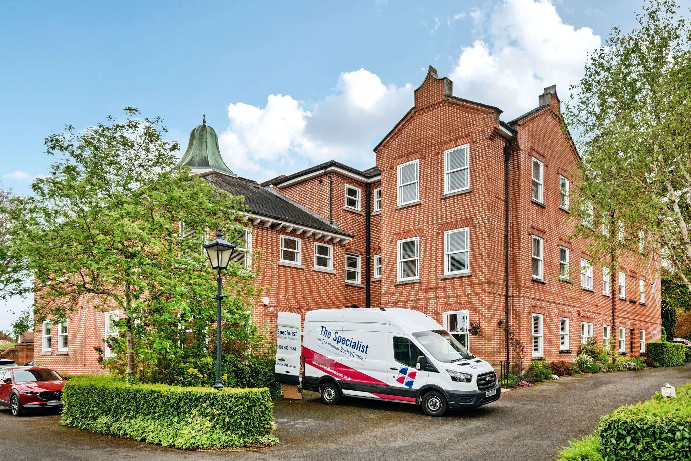 Flat Horseshoe Lane East in Guildford