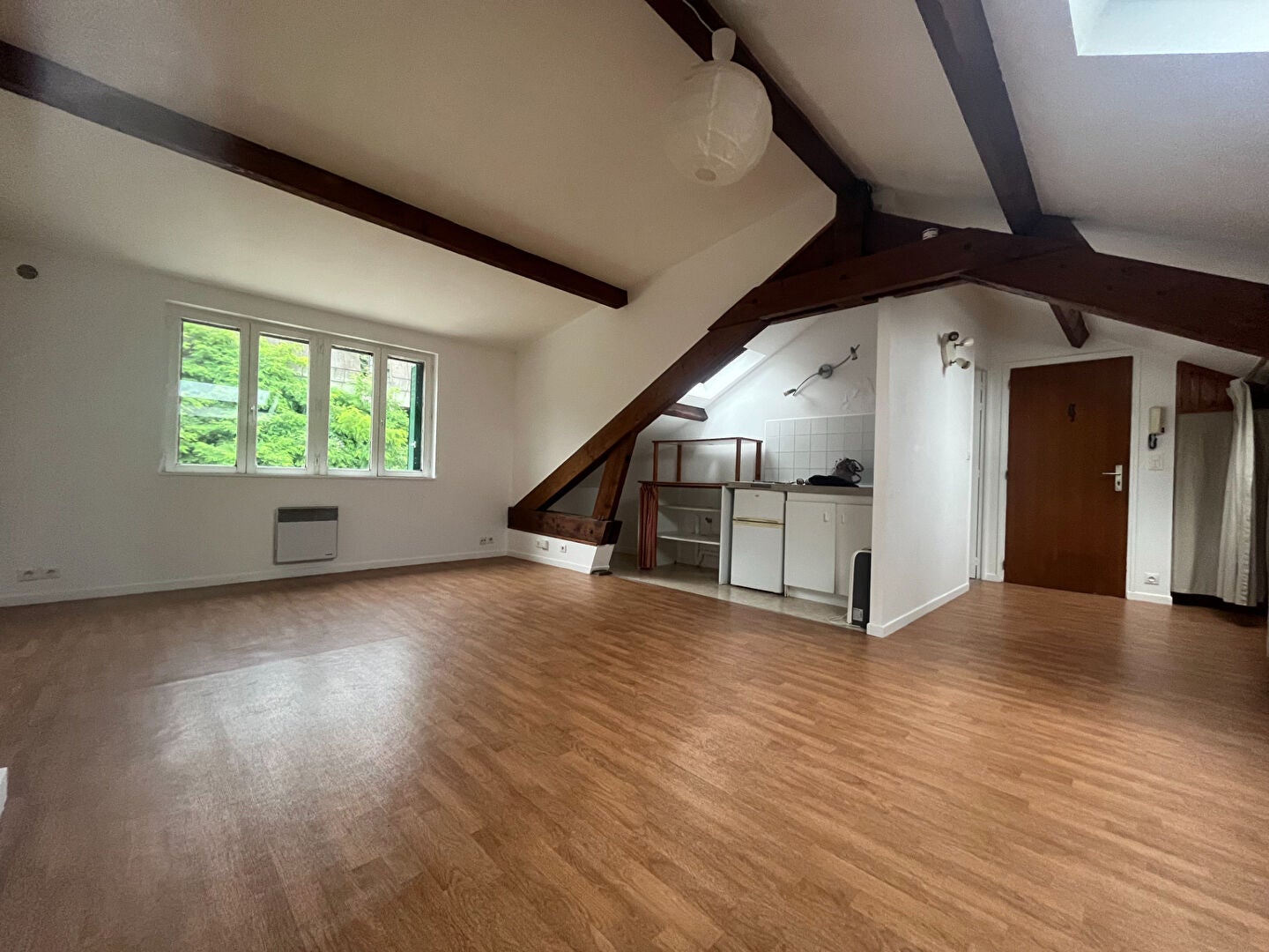 Appartement Allée Jacqueline Auriol à Saint-Cyr-l'École