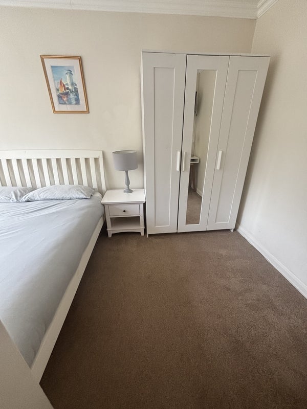 Room Brackenwood Road in Clevedon