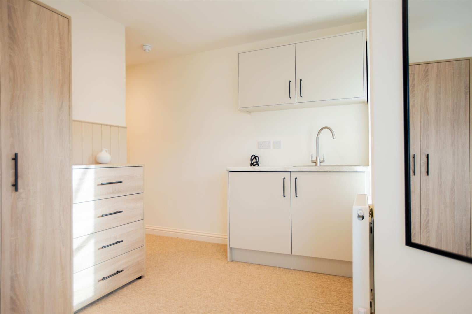 Flat Repton Road in Bristol