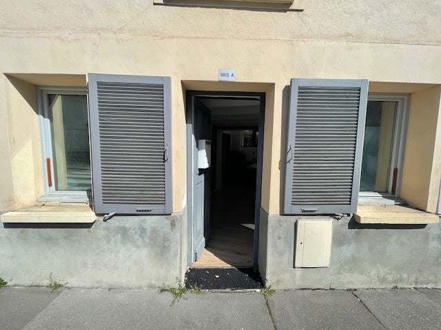 Flat Rue Champ Lagarde in Versailles