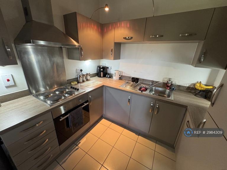 Flat Almond Court in Hart