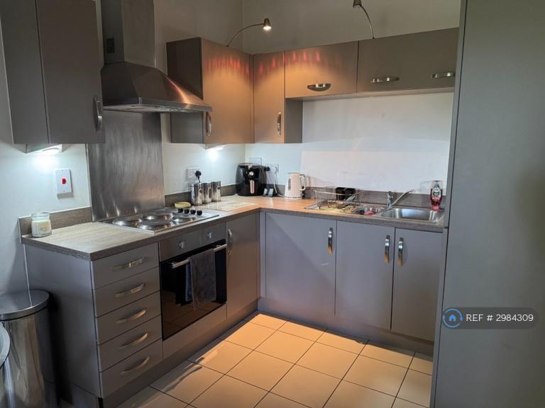 Flat Almond Court in Hart
