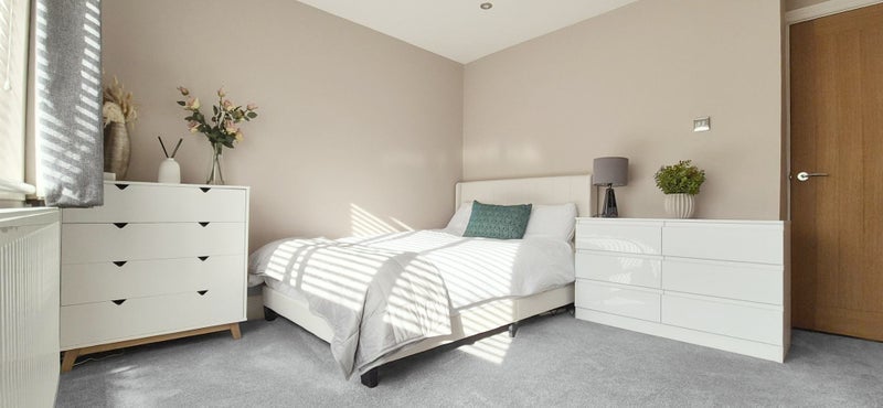 Room Harewood Road in Chelmsford