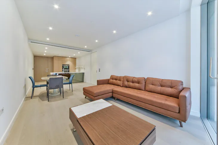Flat Park Drive in Greater London