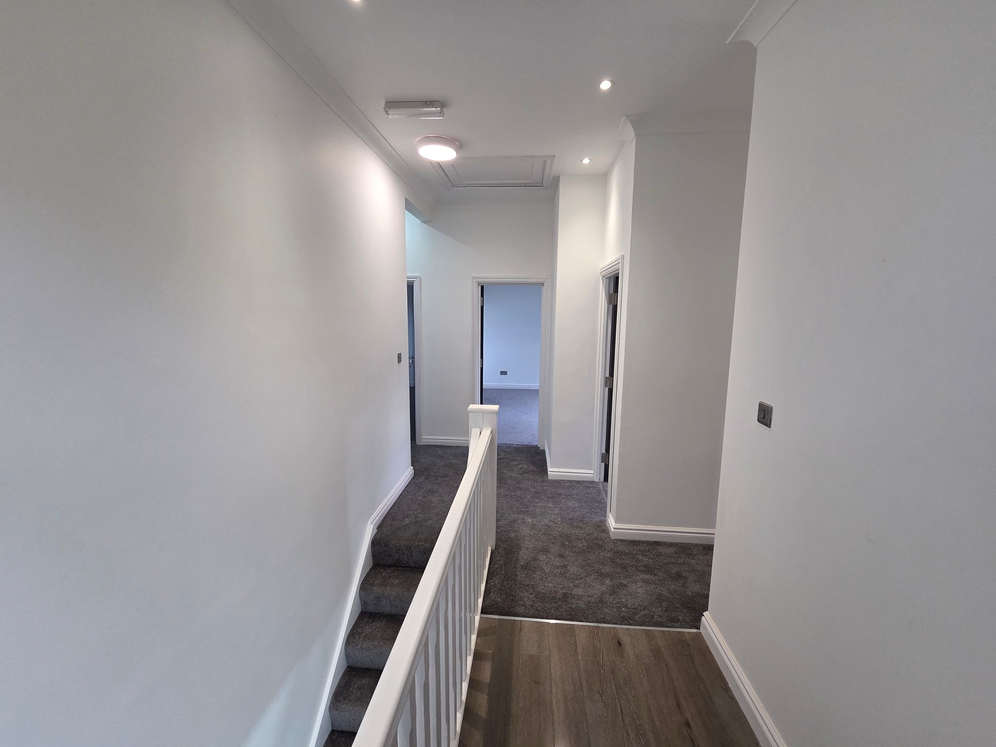 Flat Beatrice Avenue in Greater London