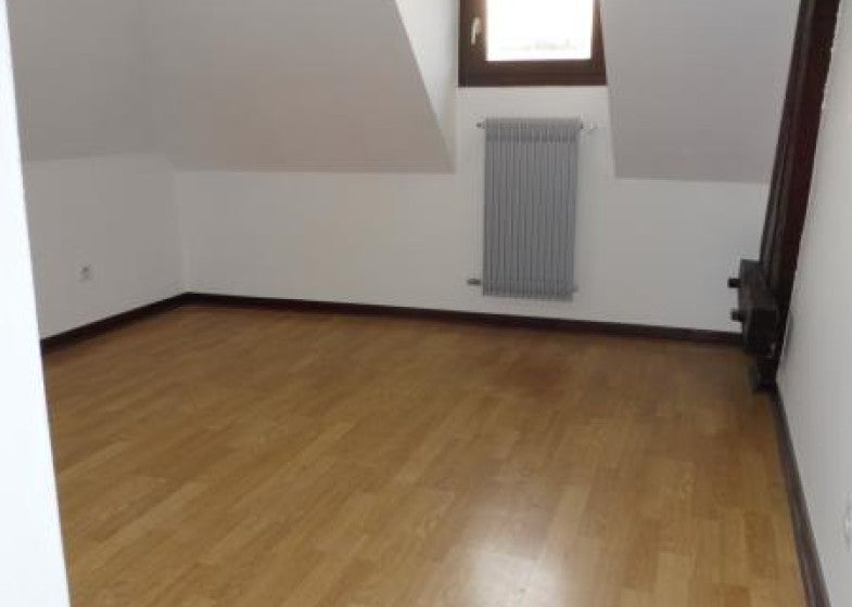 Appartement Rue Henri Dunant à Ville-la-Grand