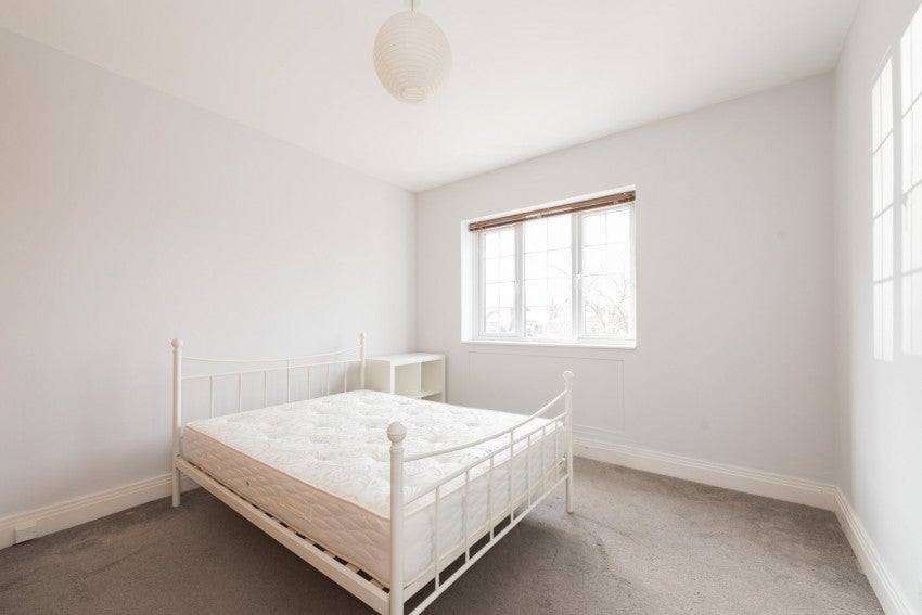 Flat Haverstock Hill in Greater London