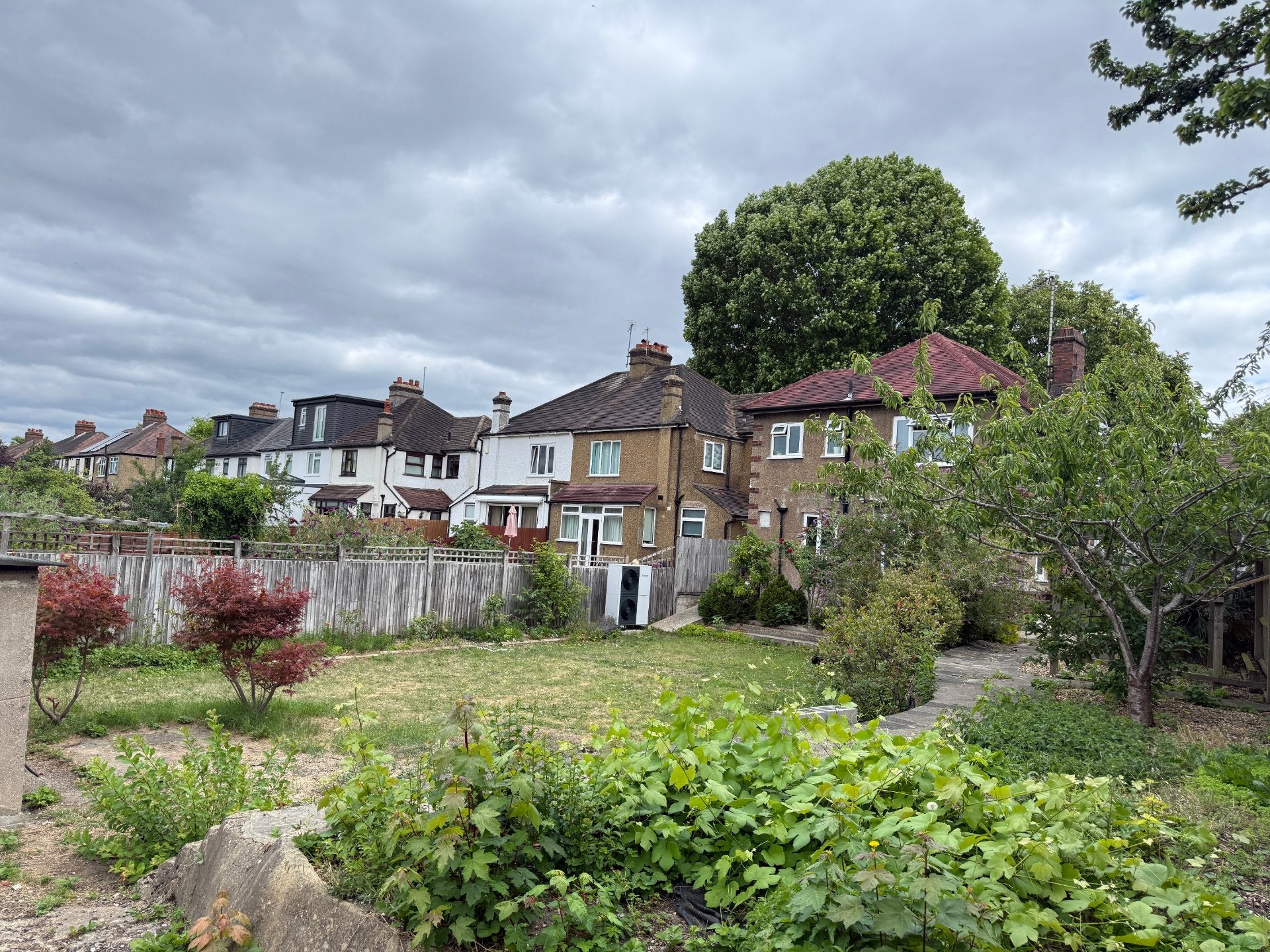 House Demesne Road in Greater London