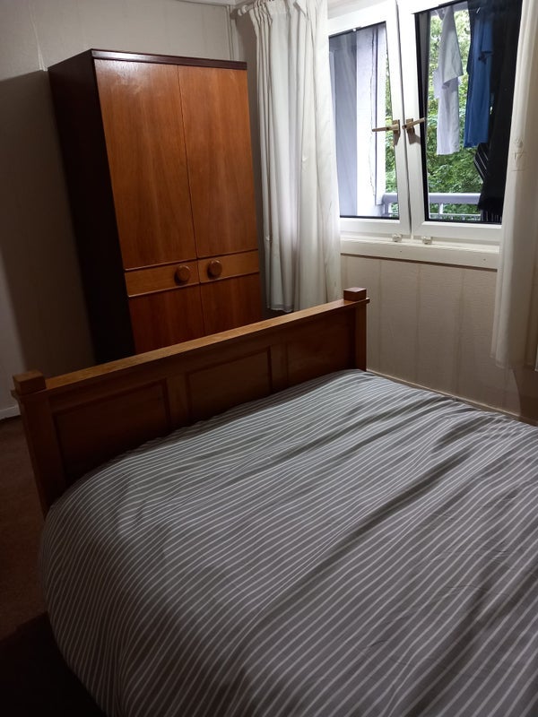 Room Royston Road in Glasgow