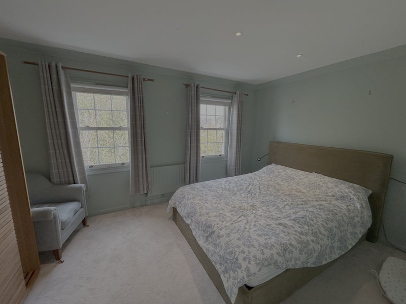Room Caldwell Street in Greater London
