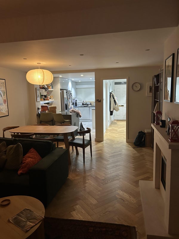 Room Caldwell Street in Greater London
