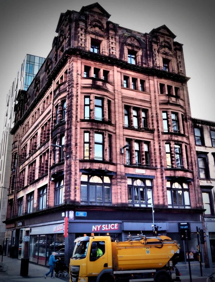 Flat Pitt Street in Glasgow
