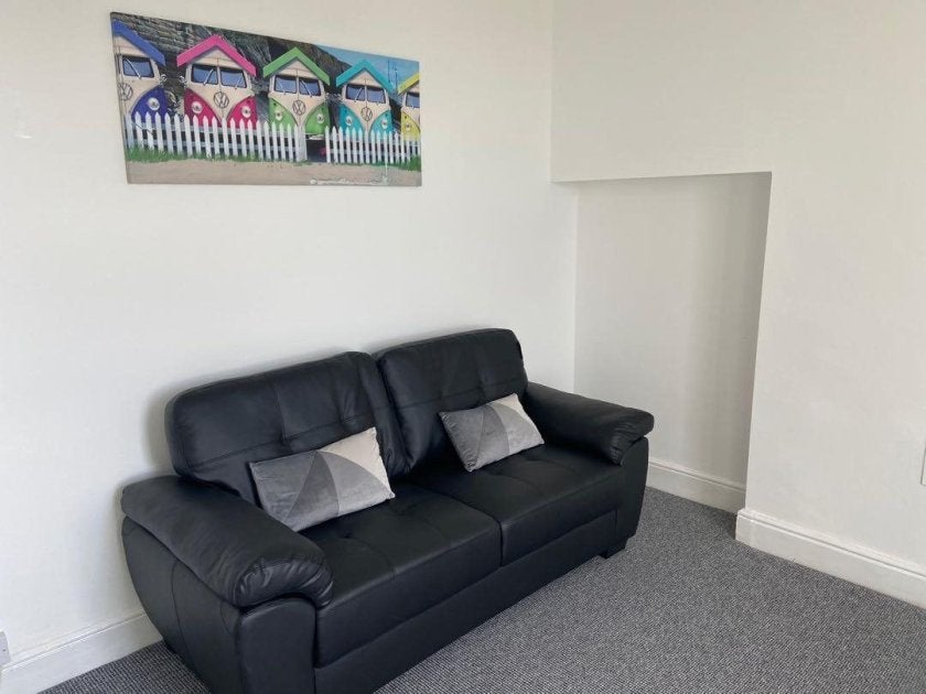Flat Sketty Road in Swansea