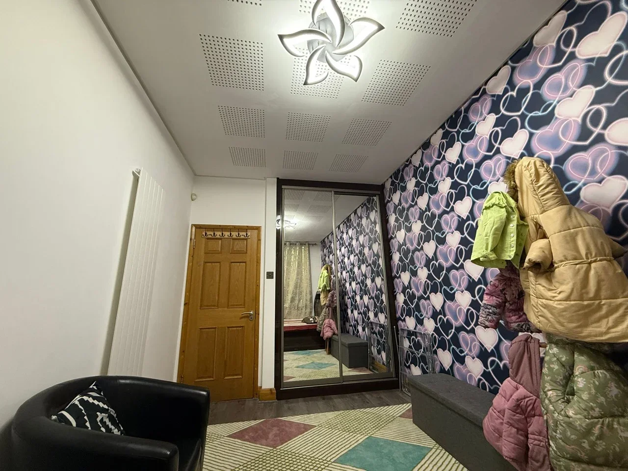 Room Lee Avenue in Greater London