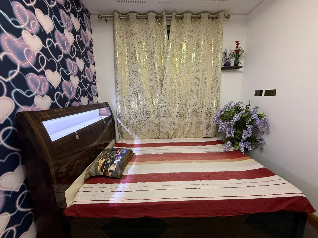 Room Lee Avenue in Greater London