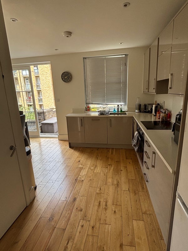 Room Oswin Street in Greater London