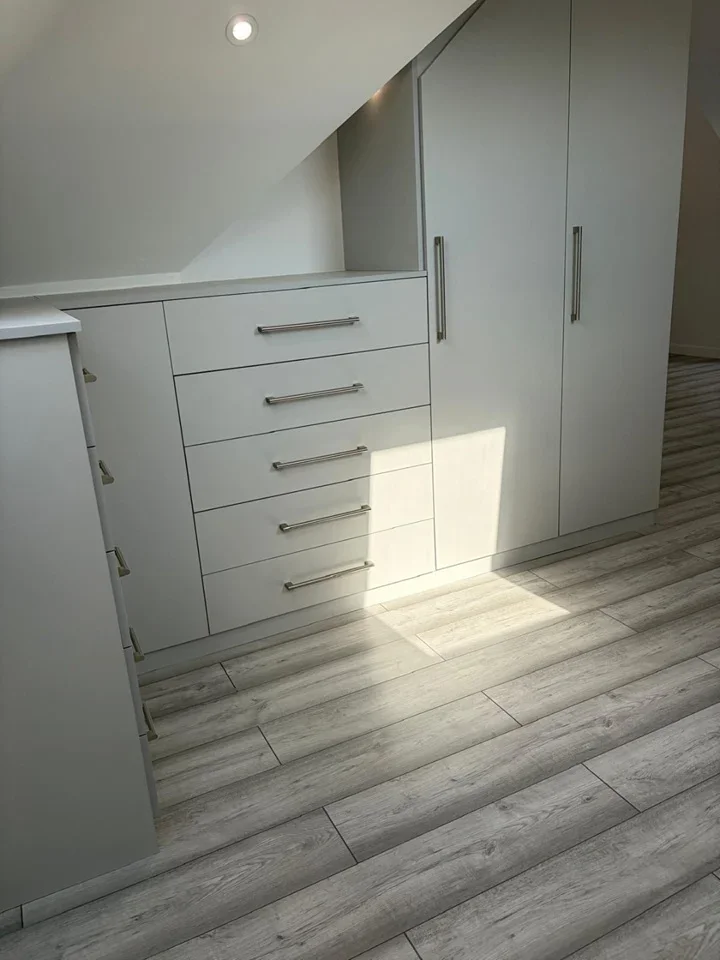 Flat Whitchurch Lane in Greater London