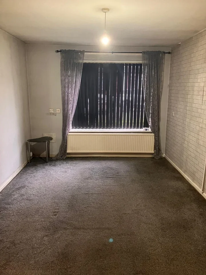 Flat Rosemary Grove in Salford