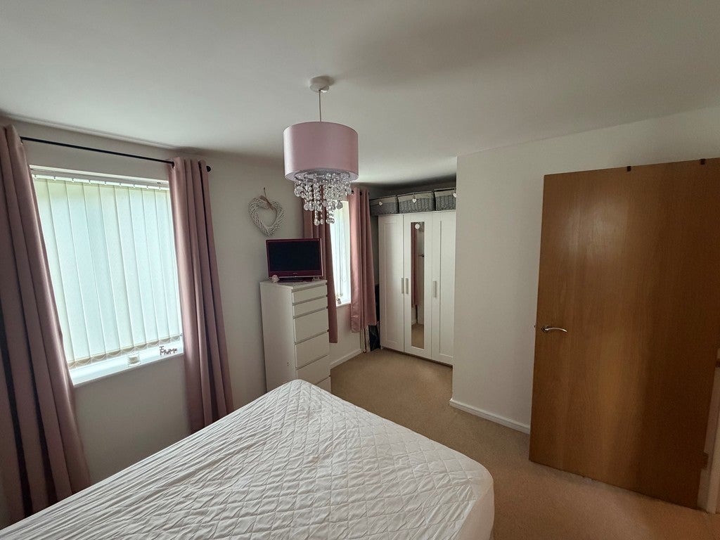 Flat Ringley Road in Manchester
