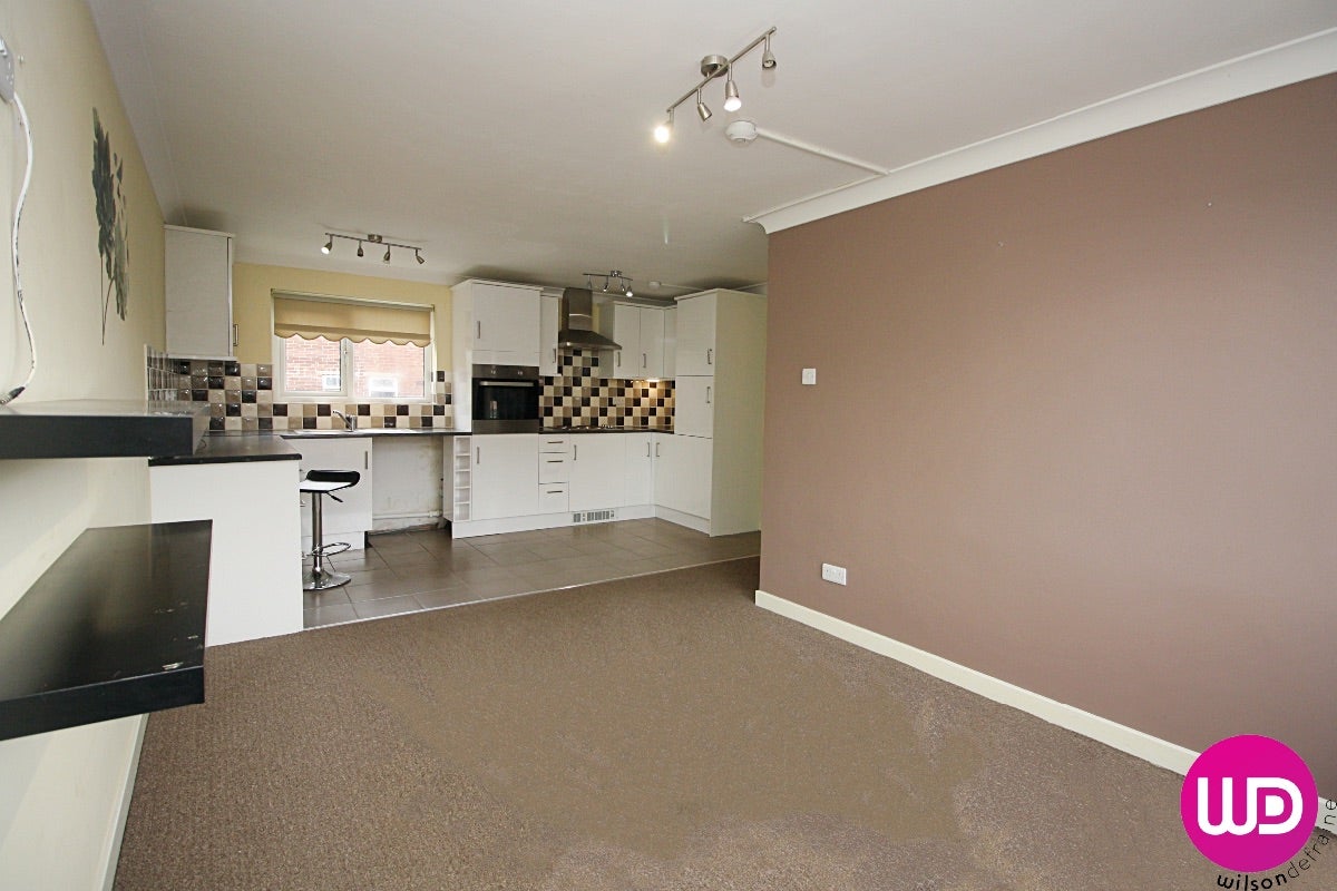 Flat Silver Lonnen in Newcastle upon Tyne