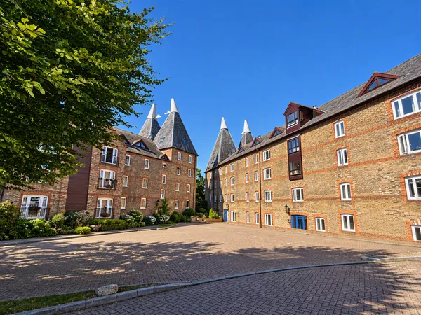 Flat Carpenters Lane in Tonbridge and Malling