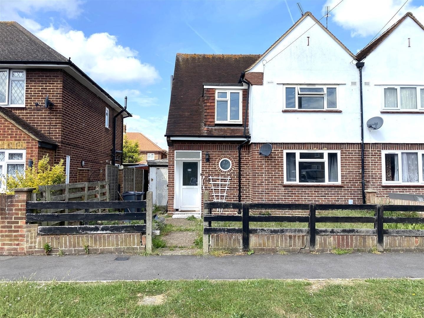 House Heston Road in Greater London